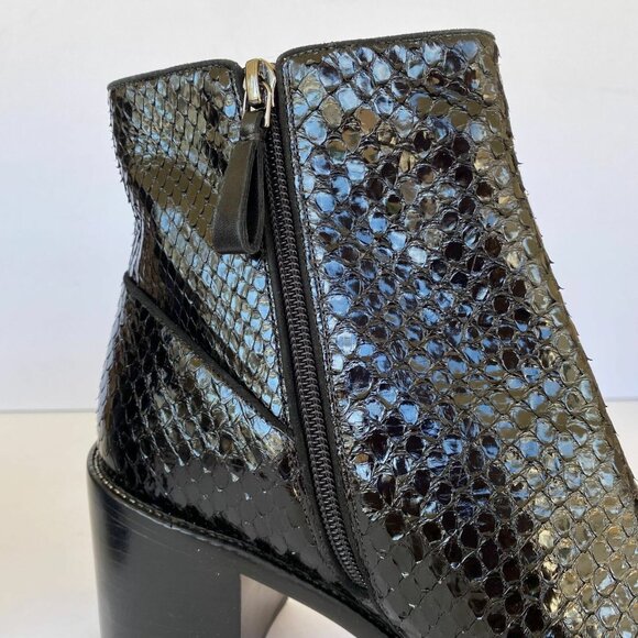 NEW Alexandre Birman Margareth Black Python Chelsea Bootie Size 40.5 (US 10) - Picture 7 of 9